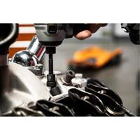 Jeu de 12 douilles m&eacute;triques flexibles universelles &agrave; chocs 1/4" &agrave; 6 pans Haskins Industrial Inc.