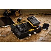 Borne de recharge Max pour chantier, 12 V/20 V, Lithium-ion Haskins Industrial Inc.