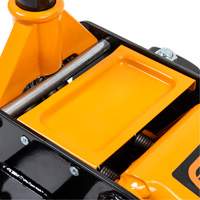 Heavy-Duty Floor Jack, 3 Ton(s) Capacity, 5-1/4" Lowered, 18-1/4" Raised, Manual Hydraulic Haskins Industrial Inc.