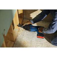 Scie alternative avec poign&eacute;e en D (outil seulement), 18 V, Lithium-ion Bloc-pile, 2700 coups/min Haskins Industrial Inc.