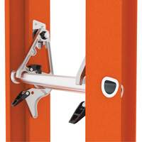 BuildMan&reg; Extension Ladder, 300 lbs. Cap., 16' H, Grade 1A Haskins Industrial Inc.